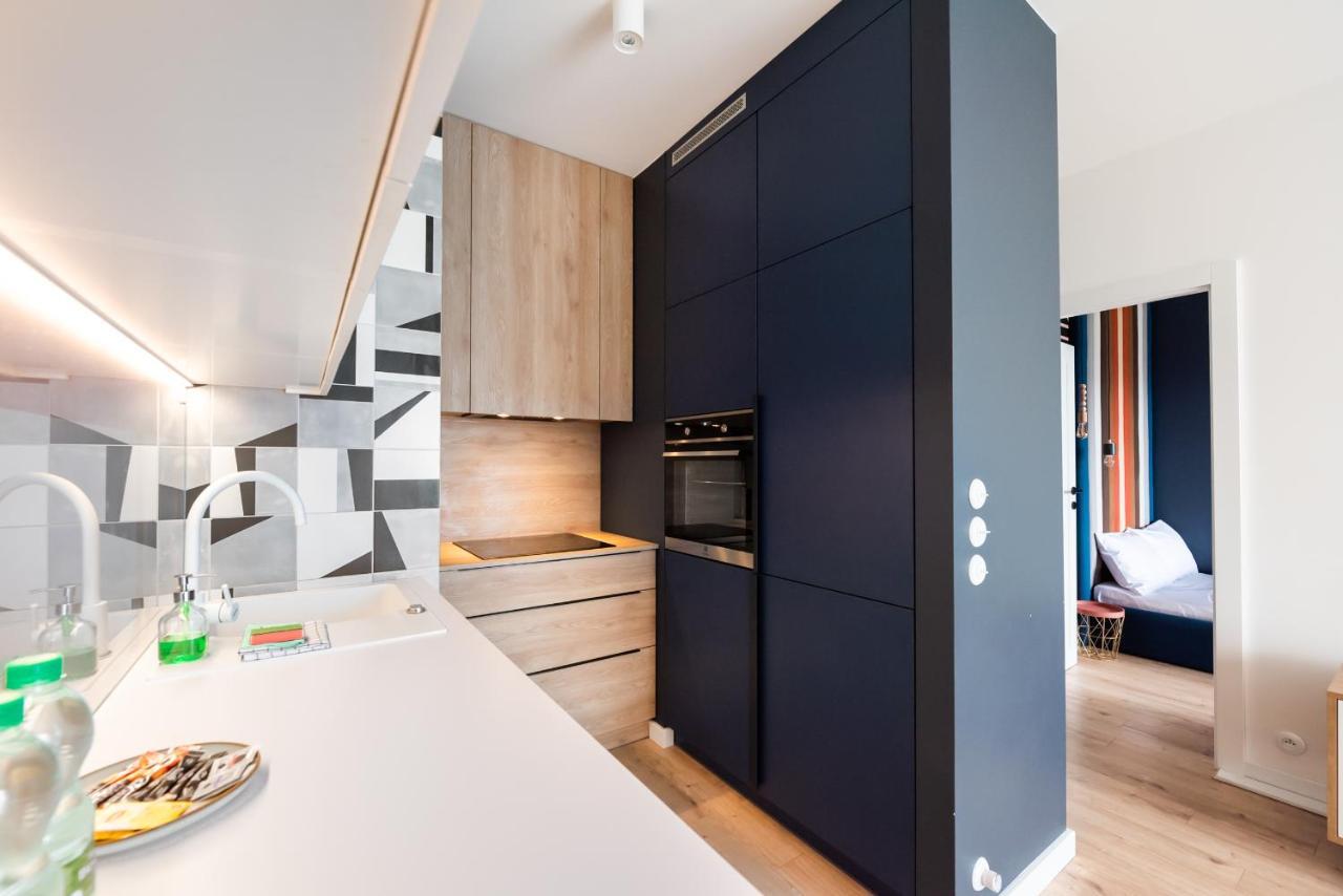 Postepu Comfort Apartment Varsó Kültér fotó